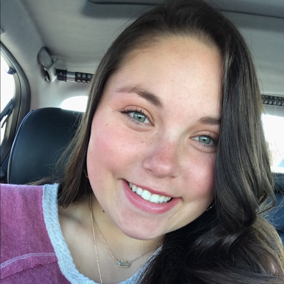 Meet your Posher, Payton - Picture 1 of 6